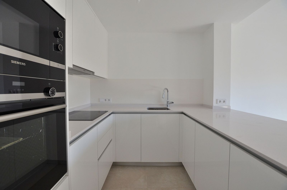2 Bed Apartment for sale in Higueron Costa Del Sol, Málaga, Spain