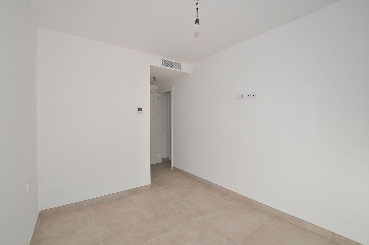 2 Bed Apartment for sale in Higueron Costa Del Sol, Málaga, Spain