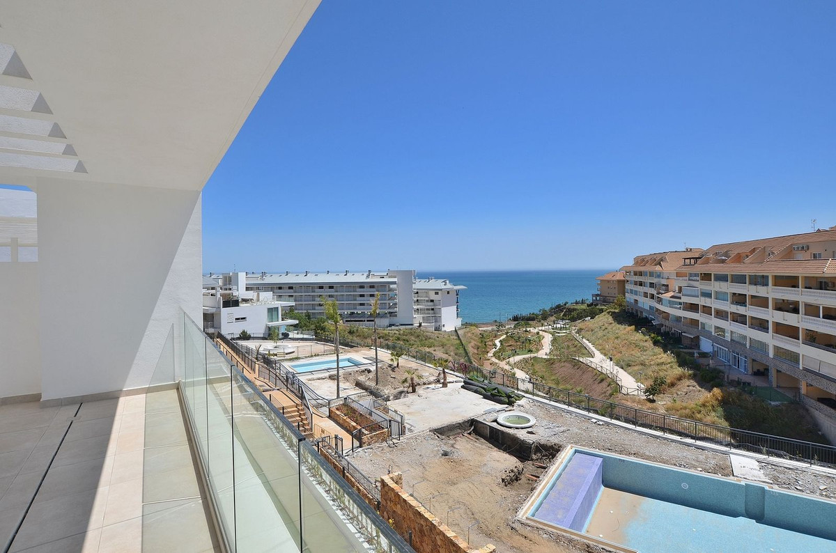 2 Bed Apartment for sale in Higueron Costa Del Sol, Málaga, Spain