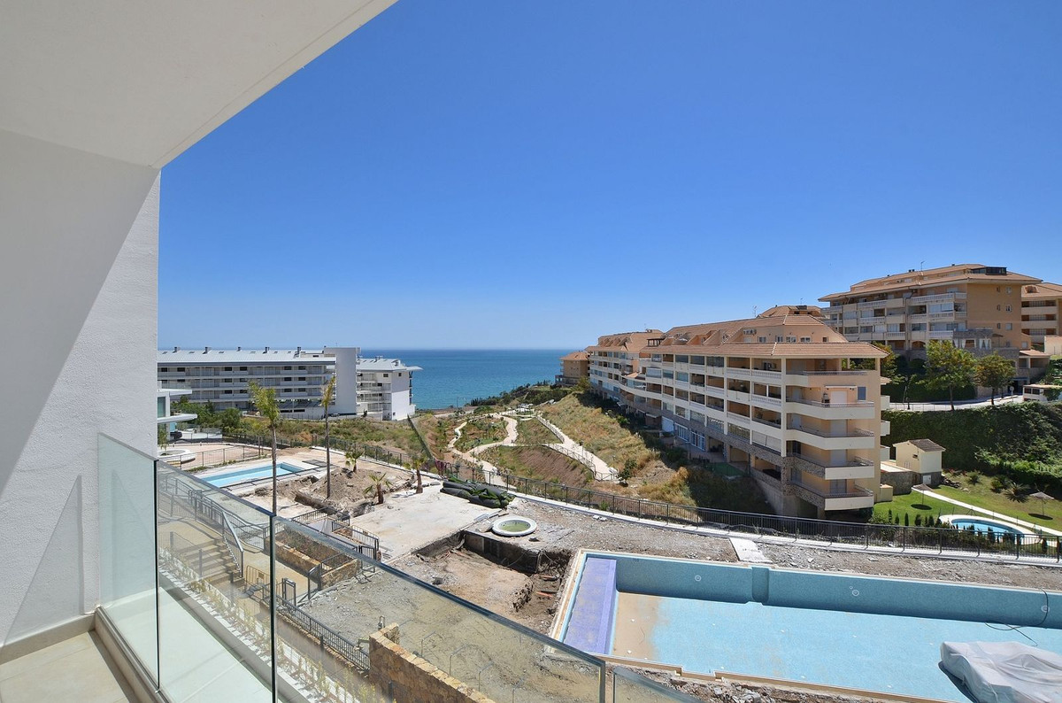 2 Bed Apartment for sale in Higueron Costa Del Sol, Málaga, Spain