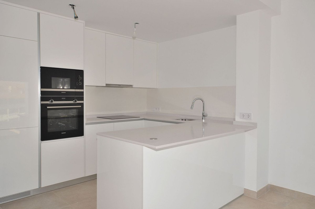 2 Bed Apartment for sale in Higueron Costa Del Sol, Málaga, Spain