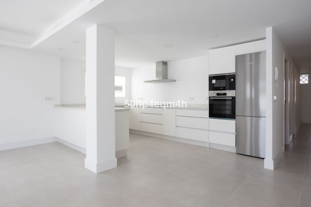 4 Bed Apartment for sale in Guadalmina Baja Costa Del Sol, Málaga, Spain