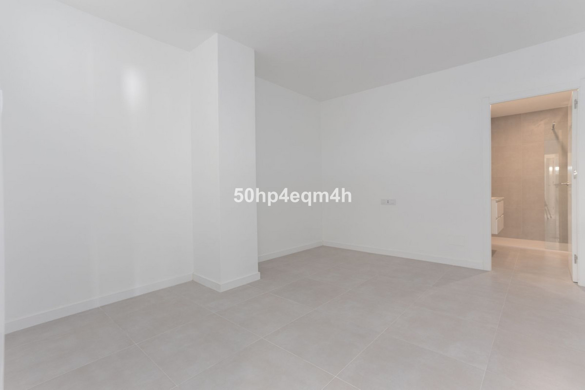 4 Bed Apartment for sale in Guadalmina Baja Costa Del Sol, Málaga, Spain