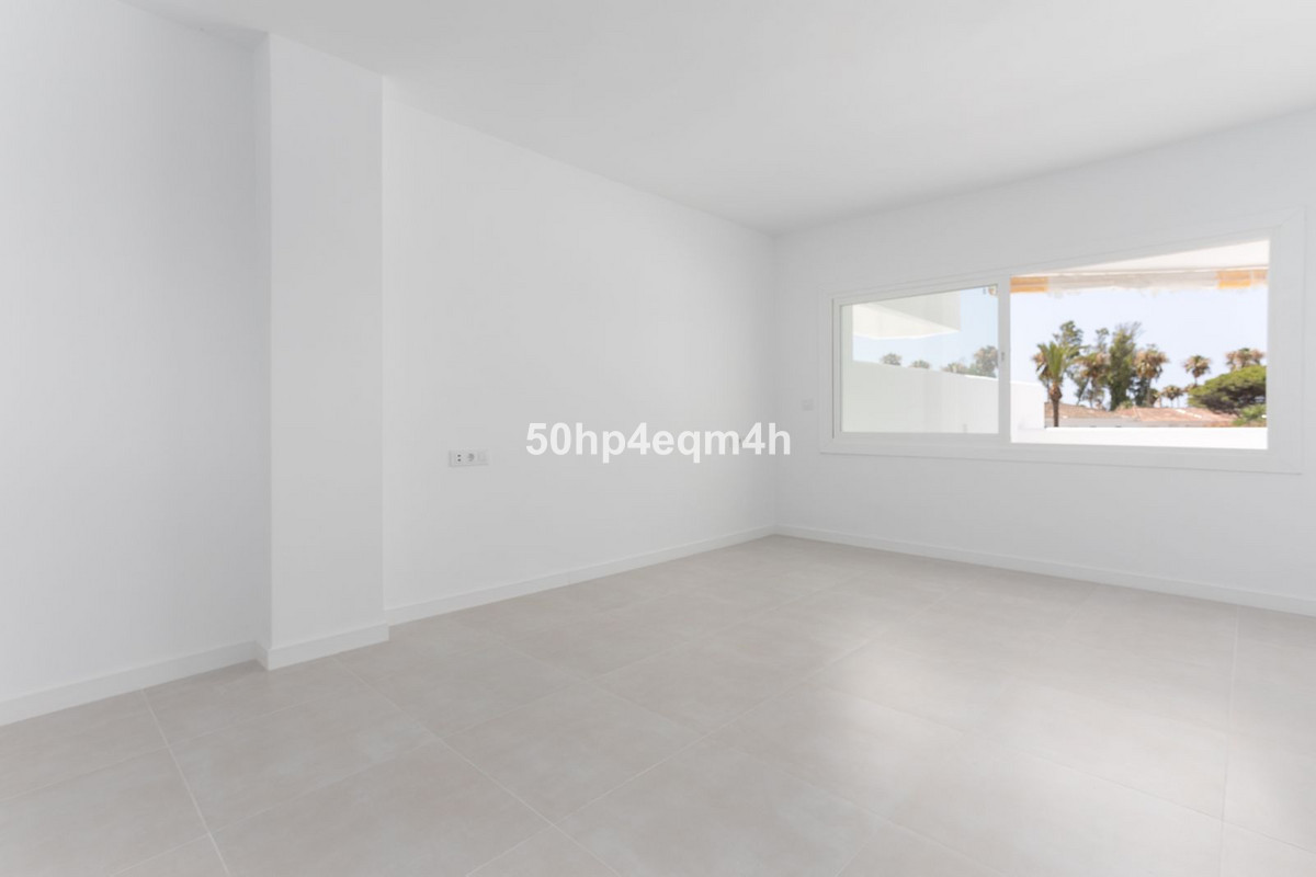 4 Bed Apartment for sale in Guadalmina Baja Costa Del Sol, Málaga, Spain