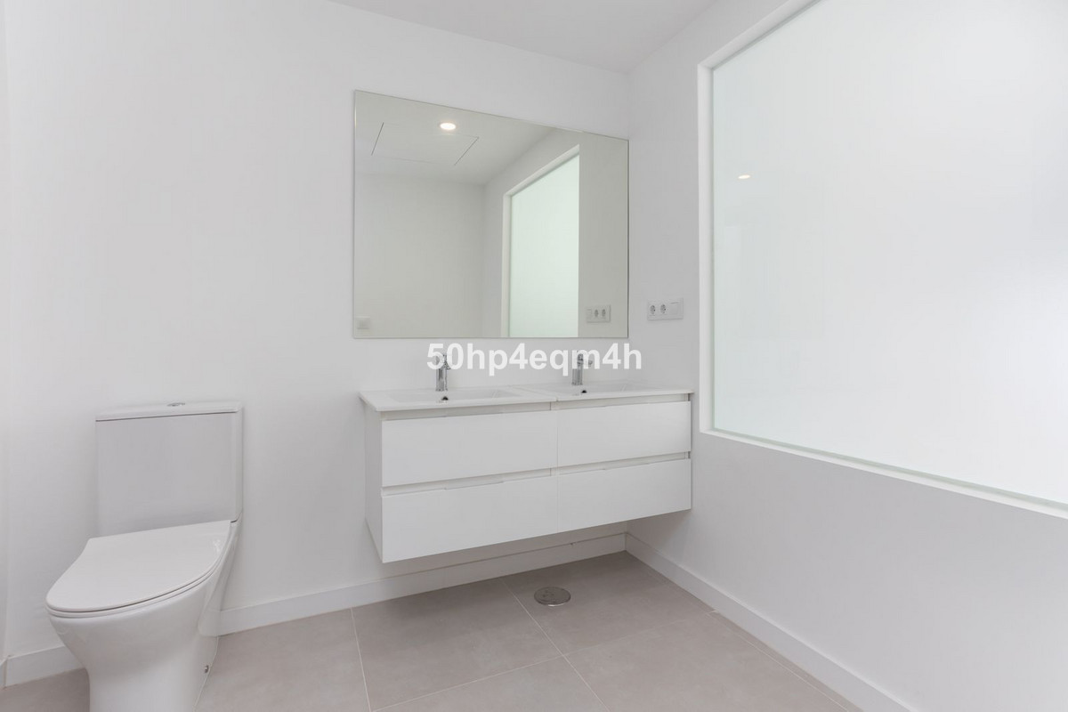 4 Bed Apartment for sale in Guadalmina Baja Costa Del Sol, Málaga, Spain