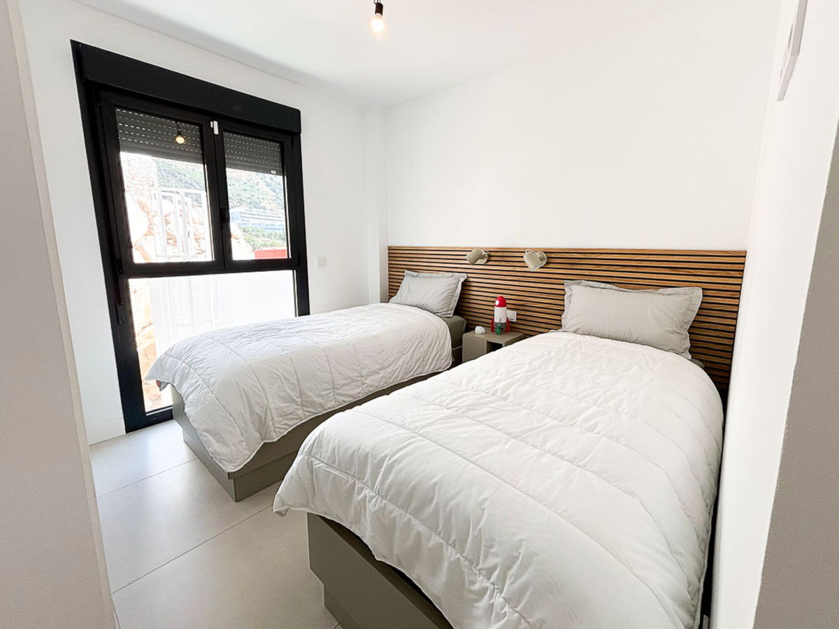 Se vende Apartamento Planta Media de 3 dormitorios en Costa Del Sol, Málaga, España