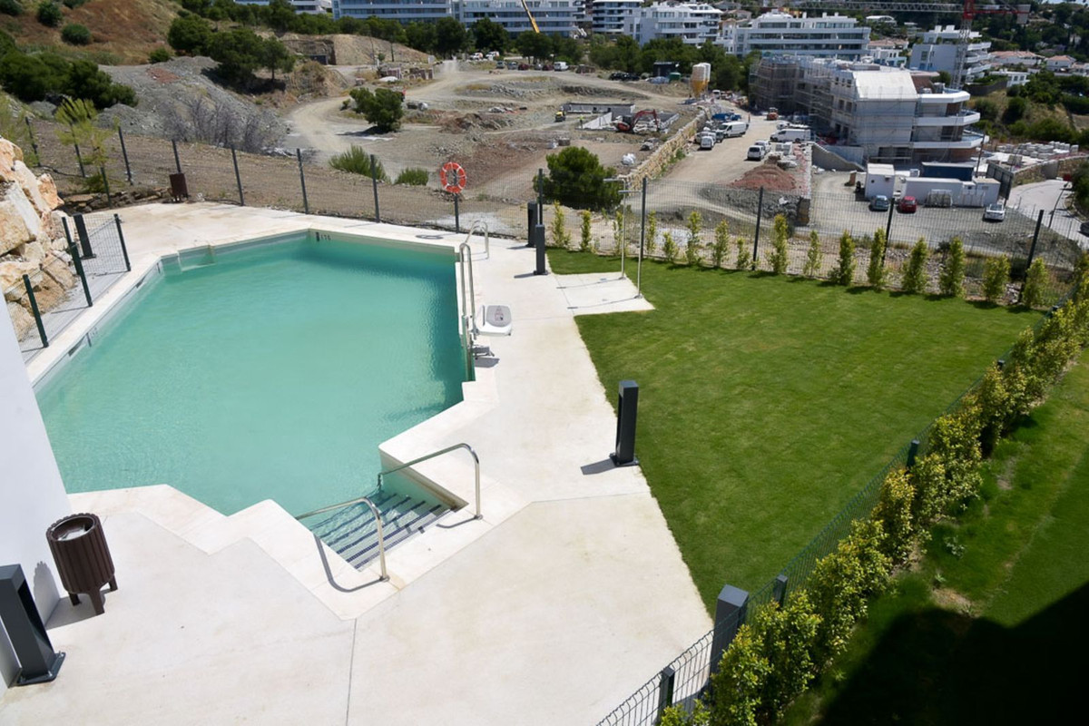 Se vende Apartamento Planta Media de 3 dormitorios en Costa Del Sol, Málaga, España