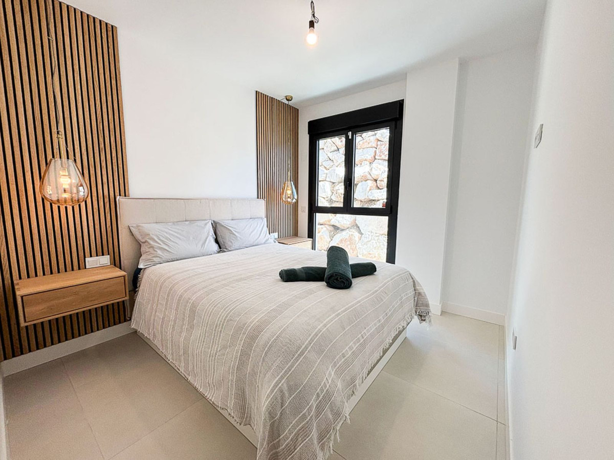 Se vende Apartamento Planta Media de 3 dormitorios en Costa Del Sol, Málaga, España