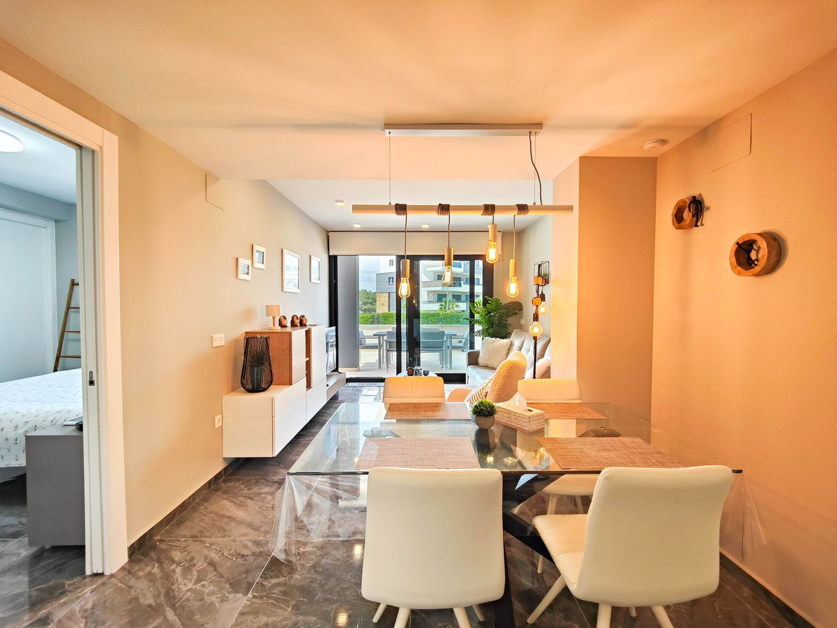 Se vende Apartamento Planta Baja de 2 dormitorios en Costa Blanca, Alicante, España