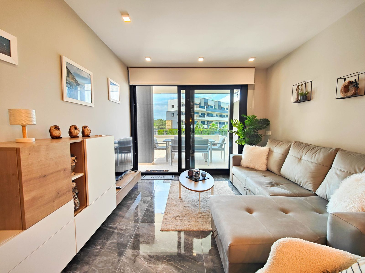 Se vende Apartamento Planta Baja de 2 dormitorios en Costa Blanca, Alicante, España