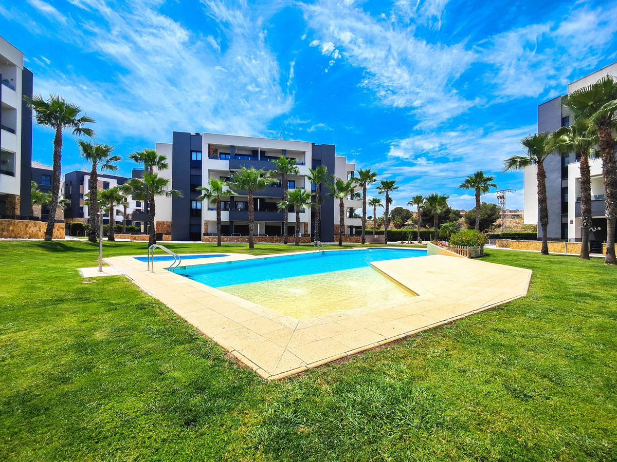 Se vende Apartamento Planta Baja de 2 dormitorios en Costa Blanca, Alicante, España