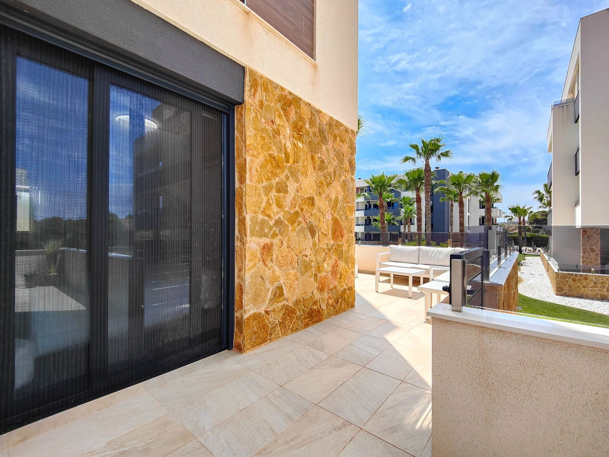 Se vende Apartamento Planta Baja de 2 dormitorios en Costa Blanca, Alicante, España