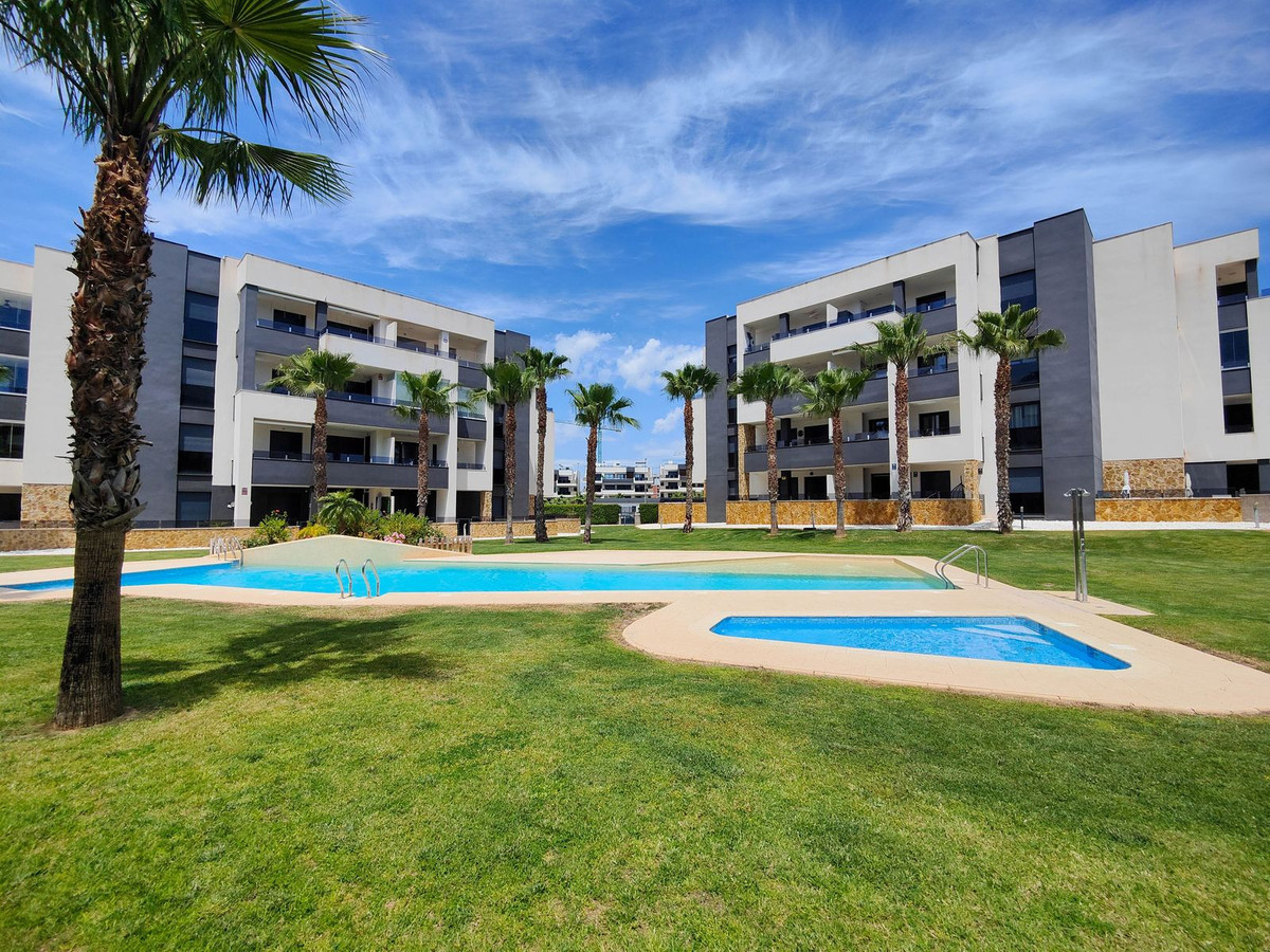 Se vende Apartamento Planta Baja de 2 dormitorios en Costa Blanca, Alicante, España