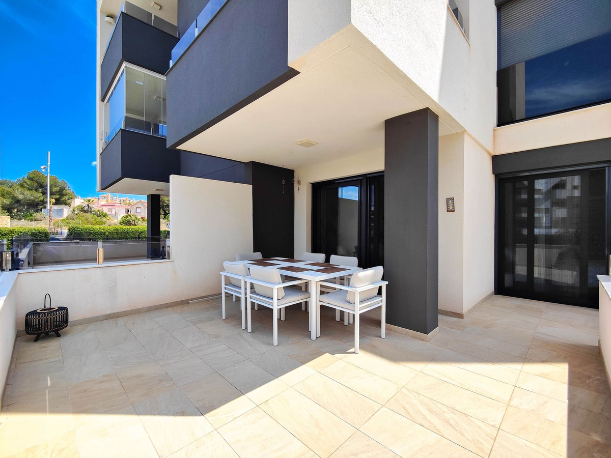 Se vende Apartamento Planta Baja de 2 dormitorios en Costa Blanca, Alicante, España