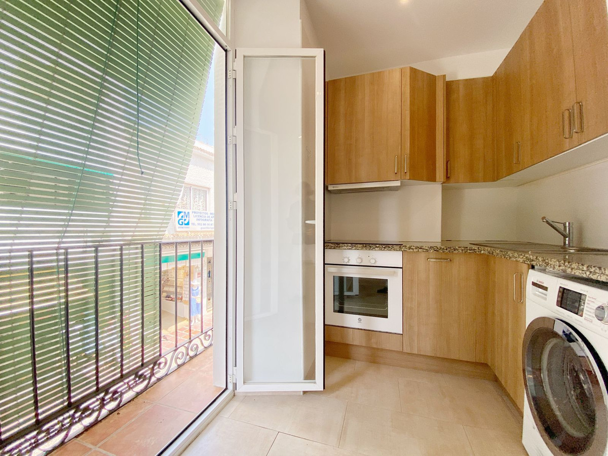 Se vende Apartamento Planta Media de 1 dormitorios en Costa Del Sol, Málaga, España