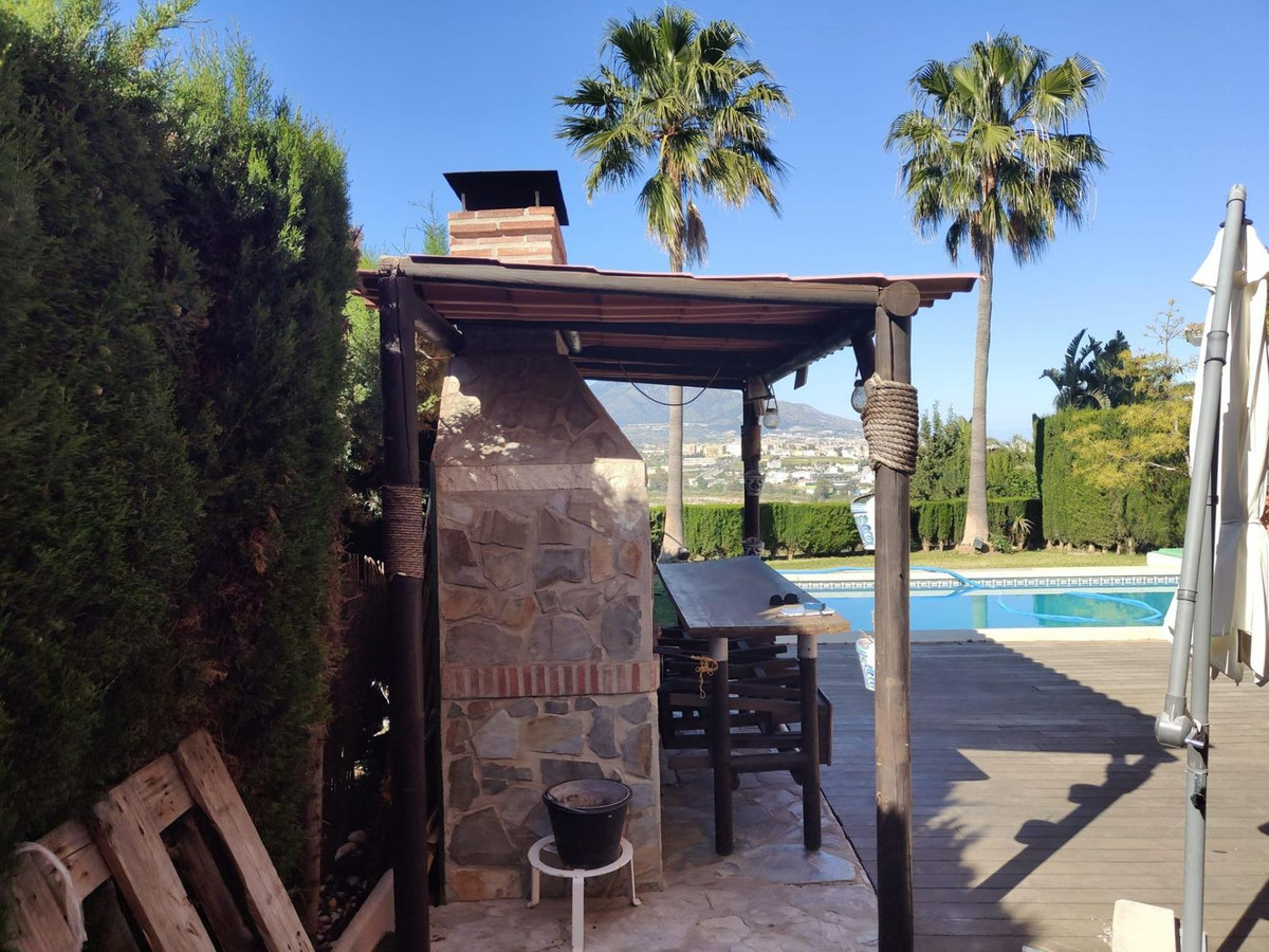 Se vende Villa - Chalet de 3 dormitorios en Costa Del Sol, Málaga, España