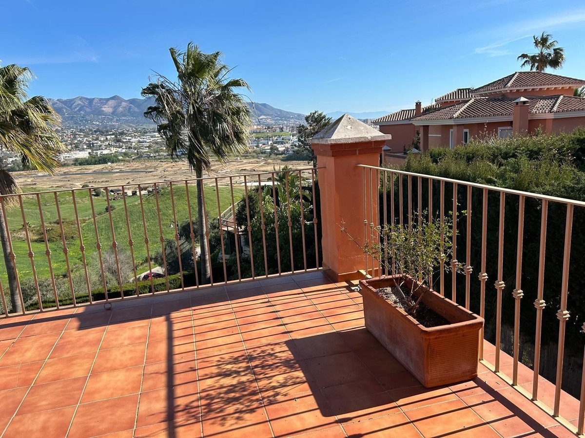 Se vende Villa - Chalet de 3 dormitorios en Costa Del Sol, Málaga, España