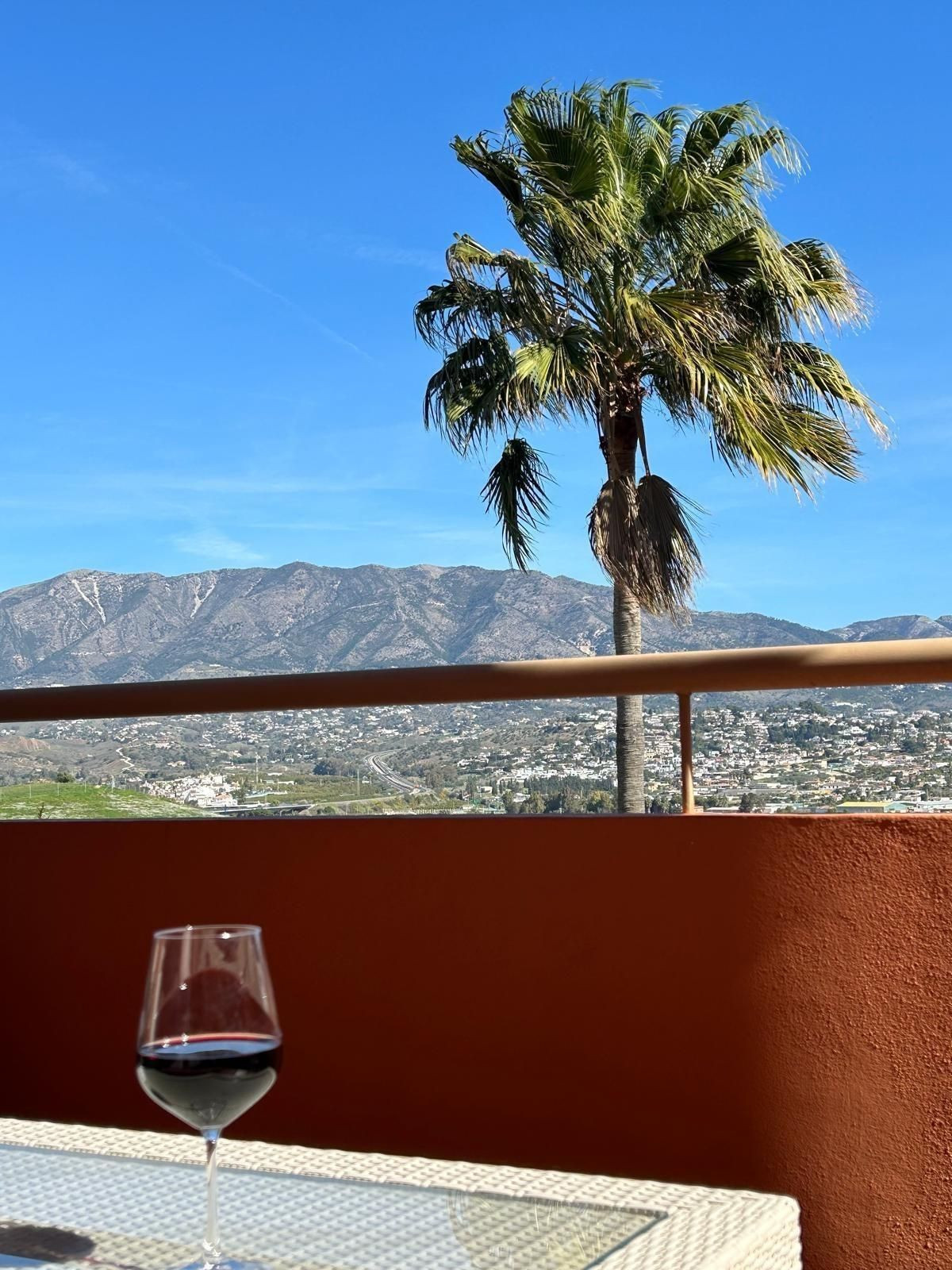 Se vende Villa - Chalet de 3 dormitorios en Costa Del Sol, Málaga, España
