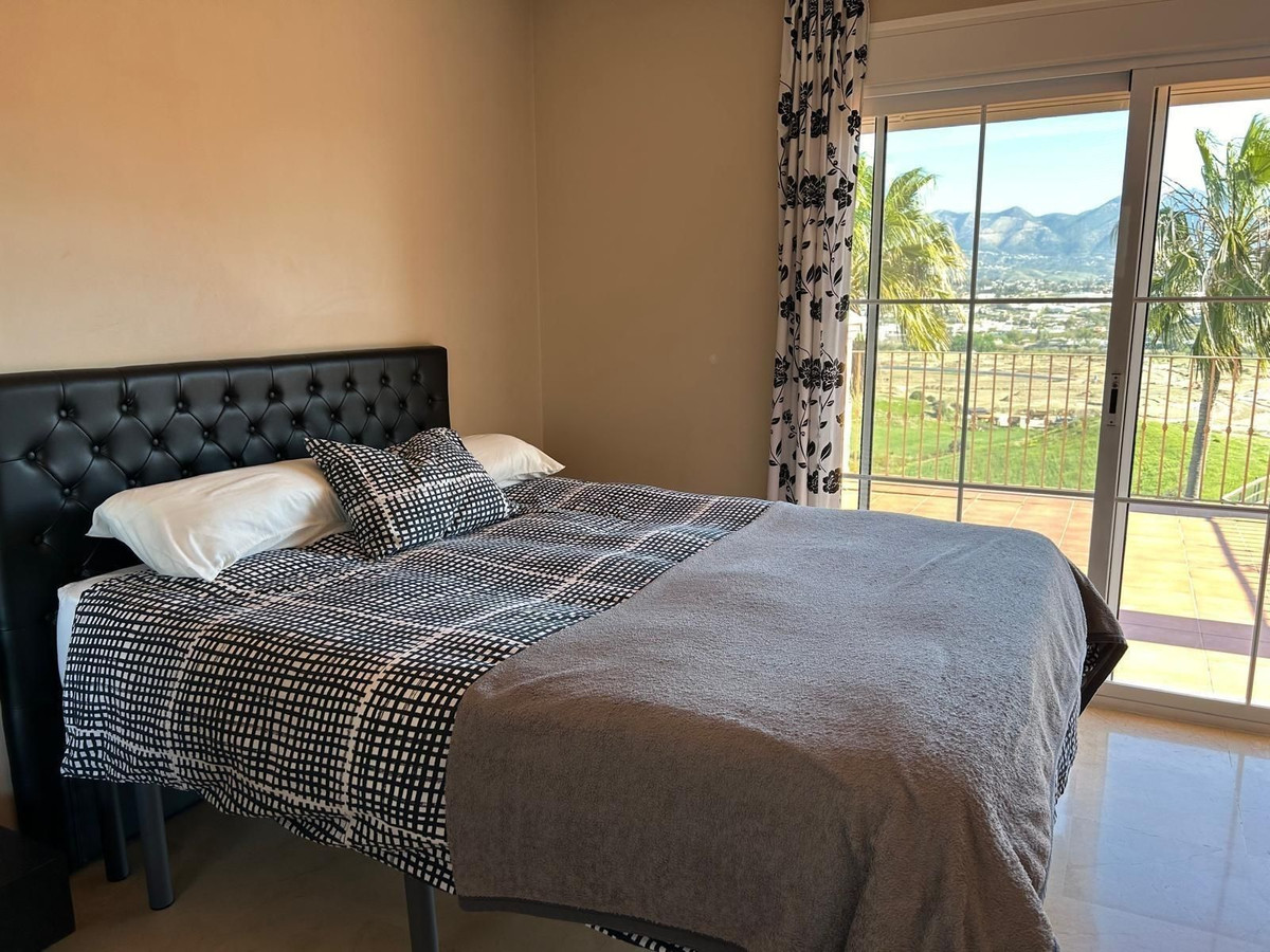 Se vende Villa - Chalet de 3 dormitorios en Costa Del Sol, Málaga, España