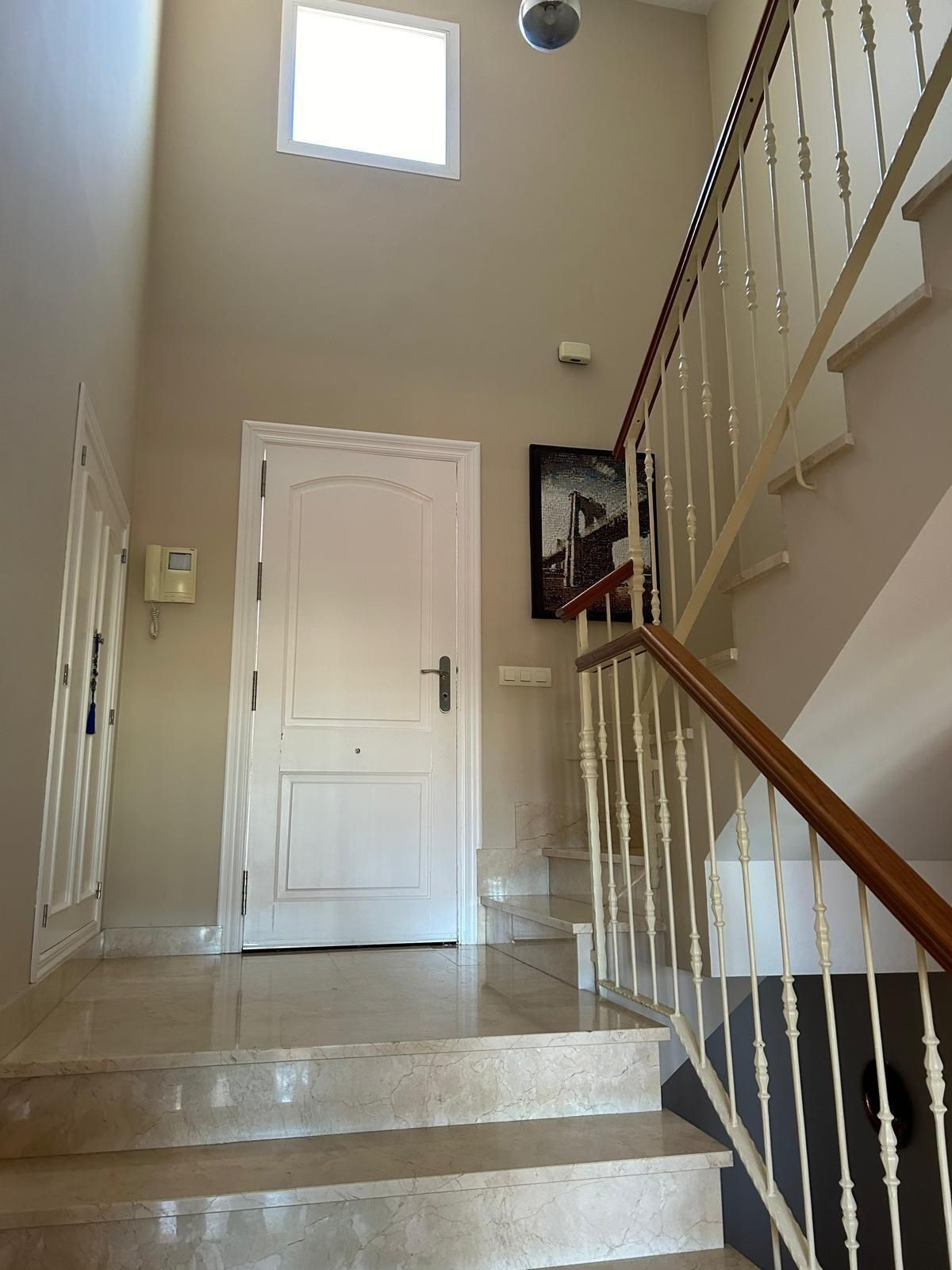 Se vende Villa - Chalet de 3 dormitorios en Costa Del Sol, Málaga, España