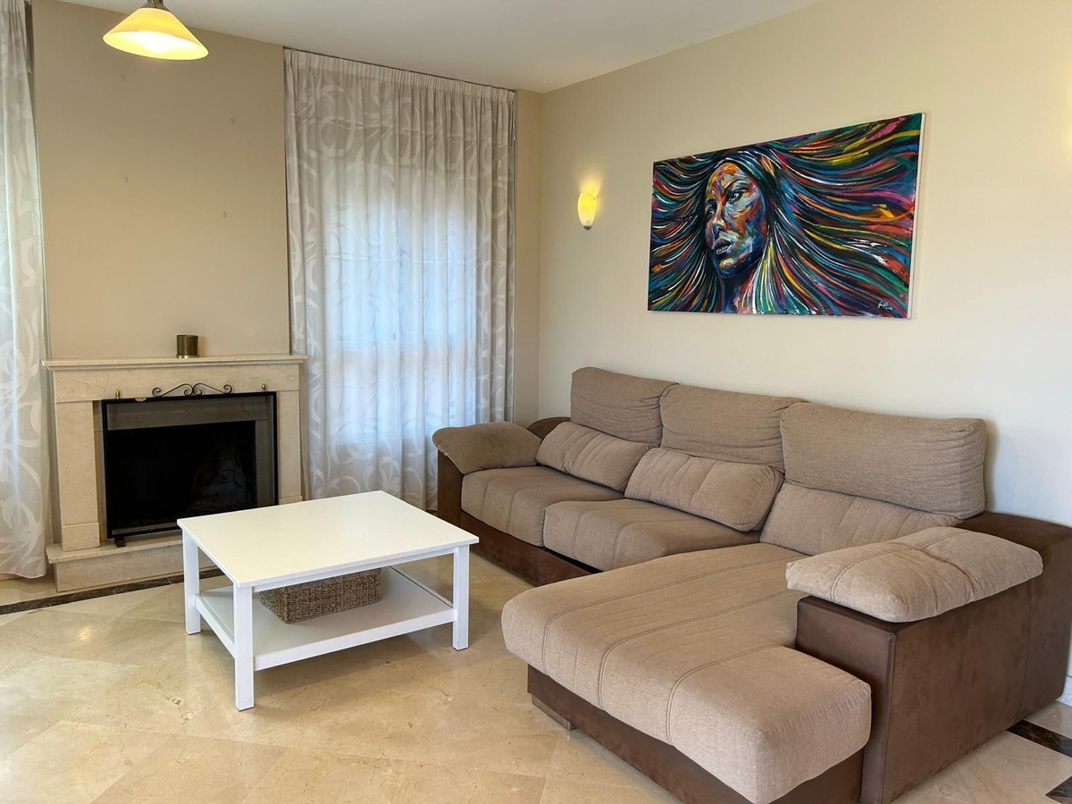 Se vende Villa - Chalet de 3 dormitorios en Costa Del Sol, Málaga, España