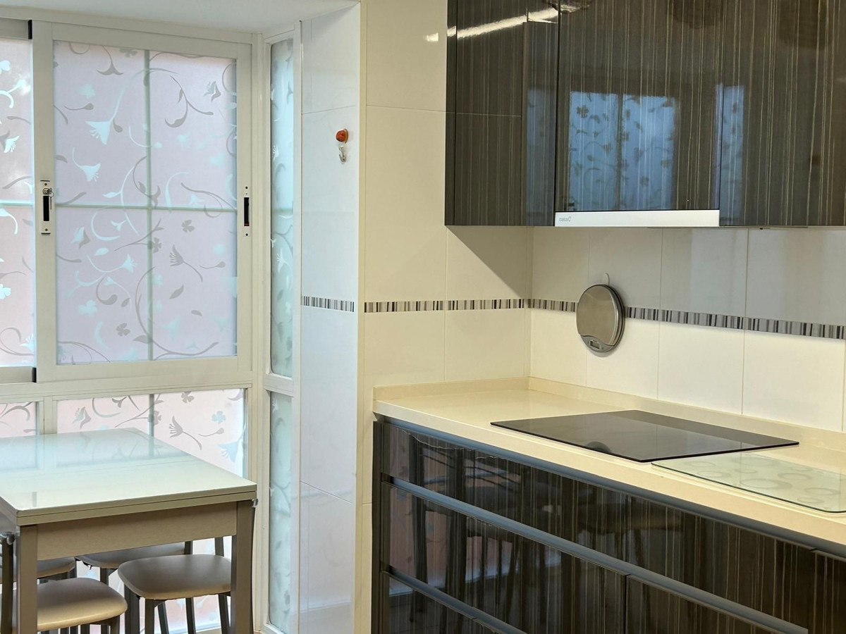 Se vende Villa - Chalet de 3 dormitorios en Costa Del Sol, Málaga, España
