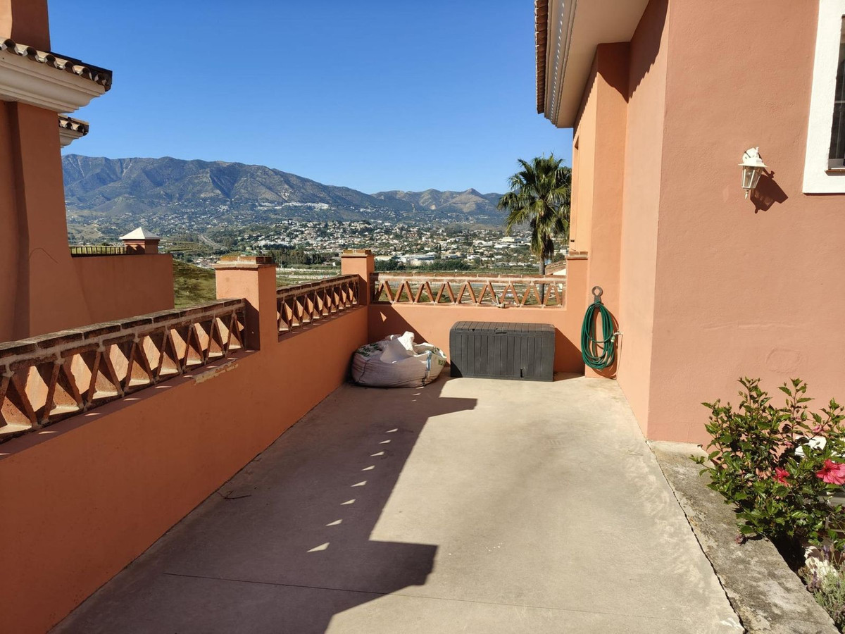 Se vende Villa - Chalet de 3 dormitorios en Costa Del Sol, Málaga, España
