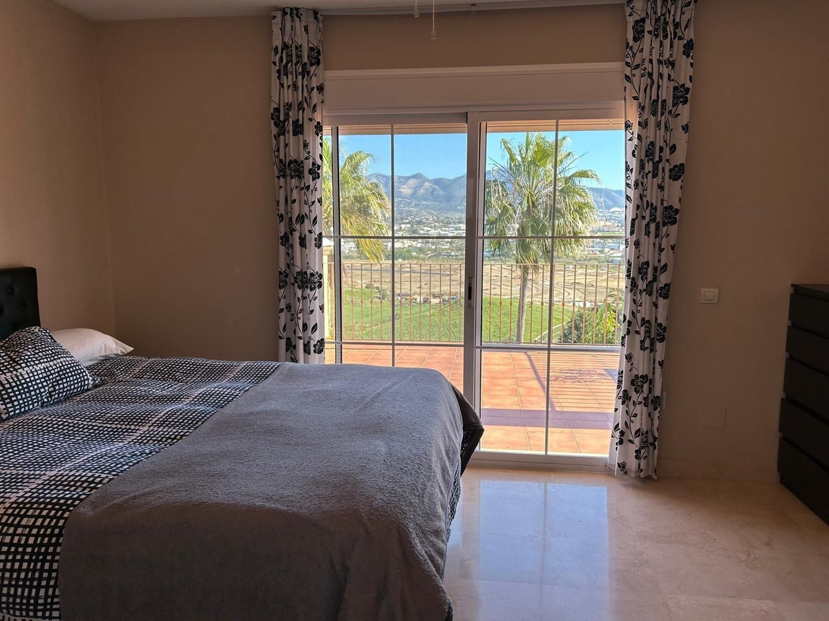Se vende Villa - Chalet de 3 dormitorios en Costa Del Sol, Málaga, España