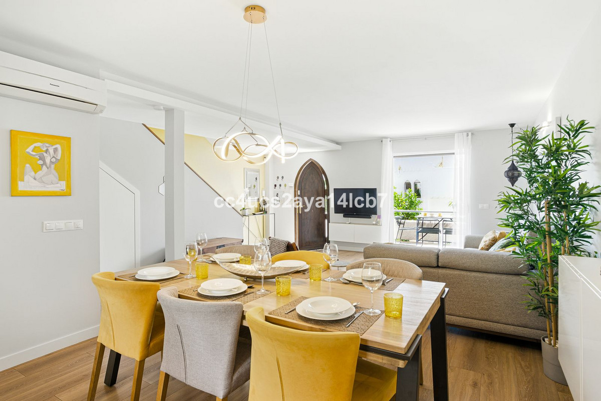 3 Bed Townhouse for sale in Nueva Andalucía Costa Del Sol, Málaga, Spain