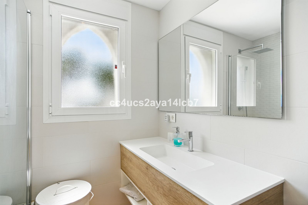 3 Bed Townhouse for sale in Nueva Andalucía Costa Del Sol, Málaga, Spain