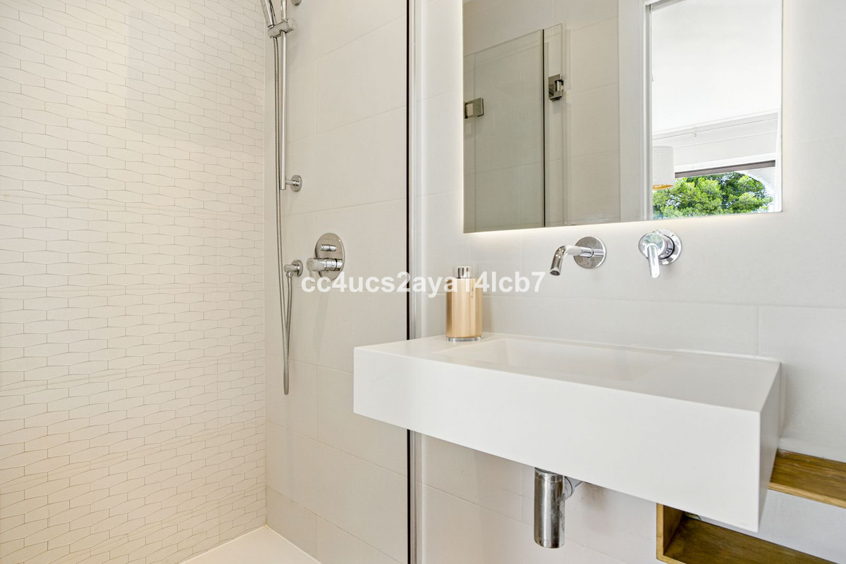 3 Bed Townhouse for sale in Nueva Andalucía Costa Del Sol, Málaga, Spain