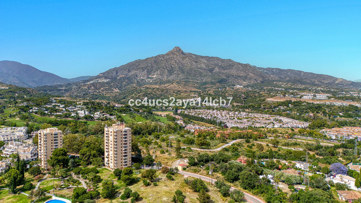 3 Bed Townhouse for sale in Nueva Andalucía Costa Del Sol, Málaga, Spain