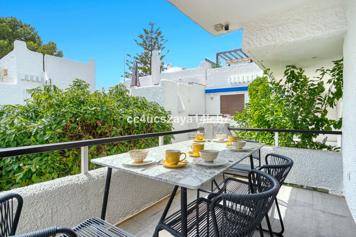 3 Bed Townhouse for sale in Nueva Andalucía Costa Del Sol, Málaga, Spain