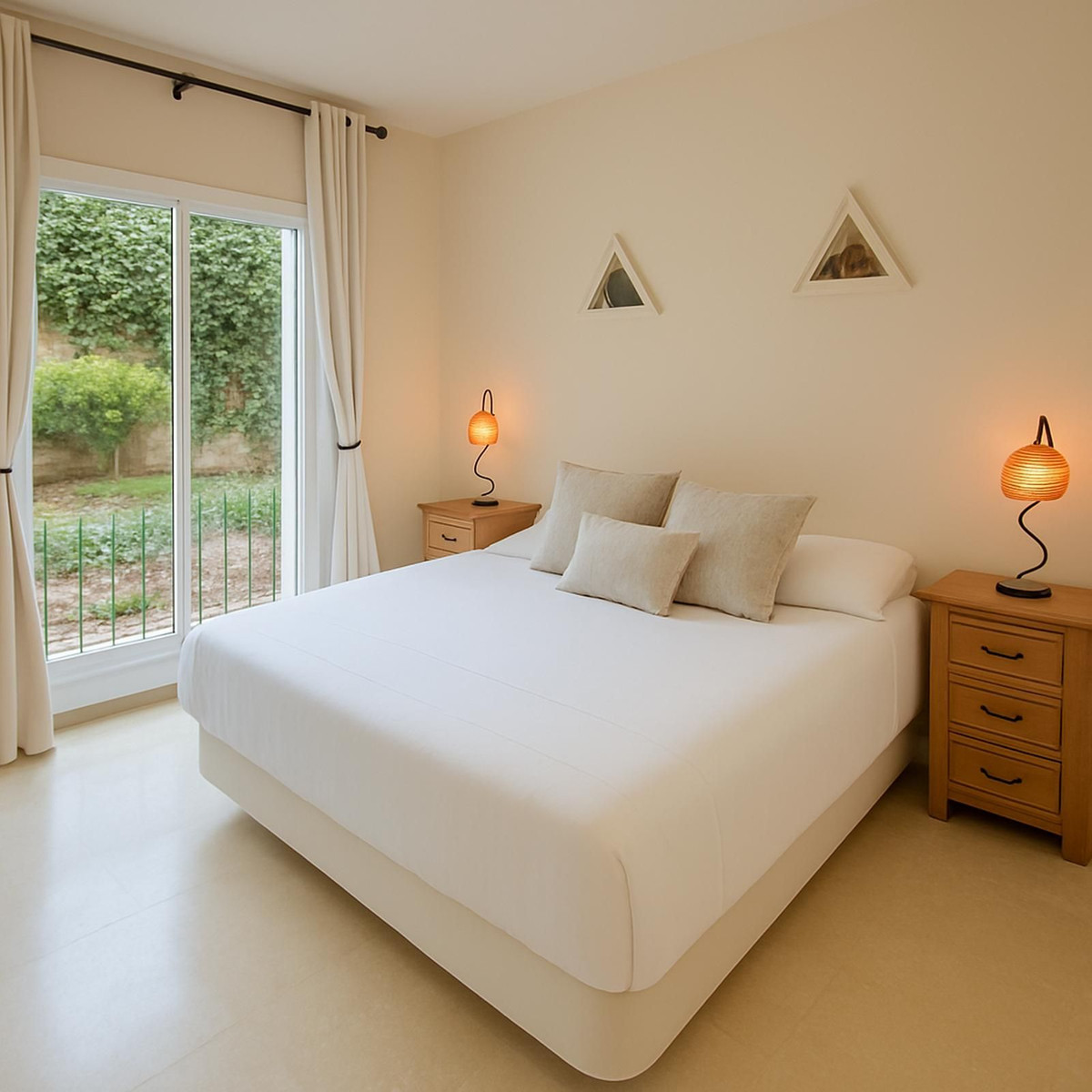 Se vende Apartamento Planta Baja de 2 dormitorios en Costa Del Sol, Málaga, España