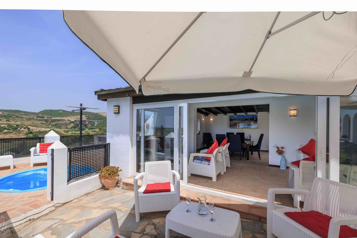 Se vende Villa - Chalet de 6 dormitorios en Costa Del Sol, Málaga, España
