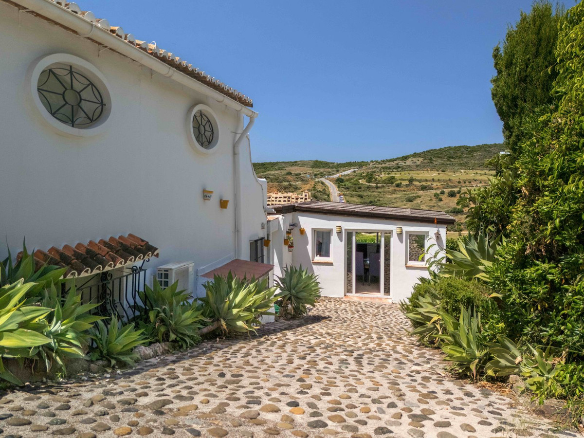 Se vende Villa - Chalet de 6 dormitorios en Costa Del Sol, Málaga, España