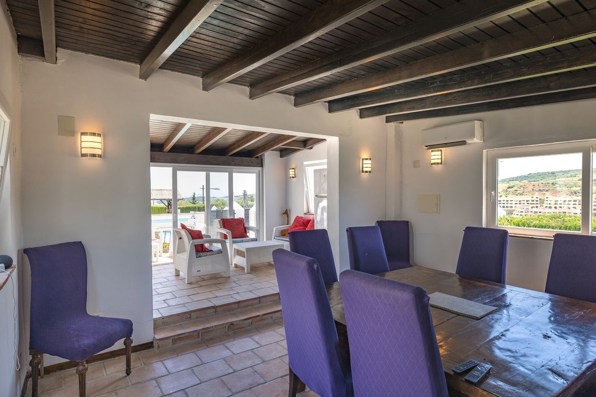 Se vende Villa - Chalet de 6 dormitorios en Costa Del Sol, Málaga, España