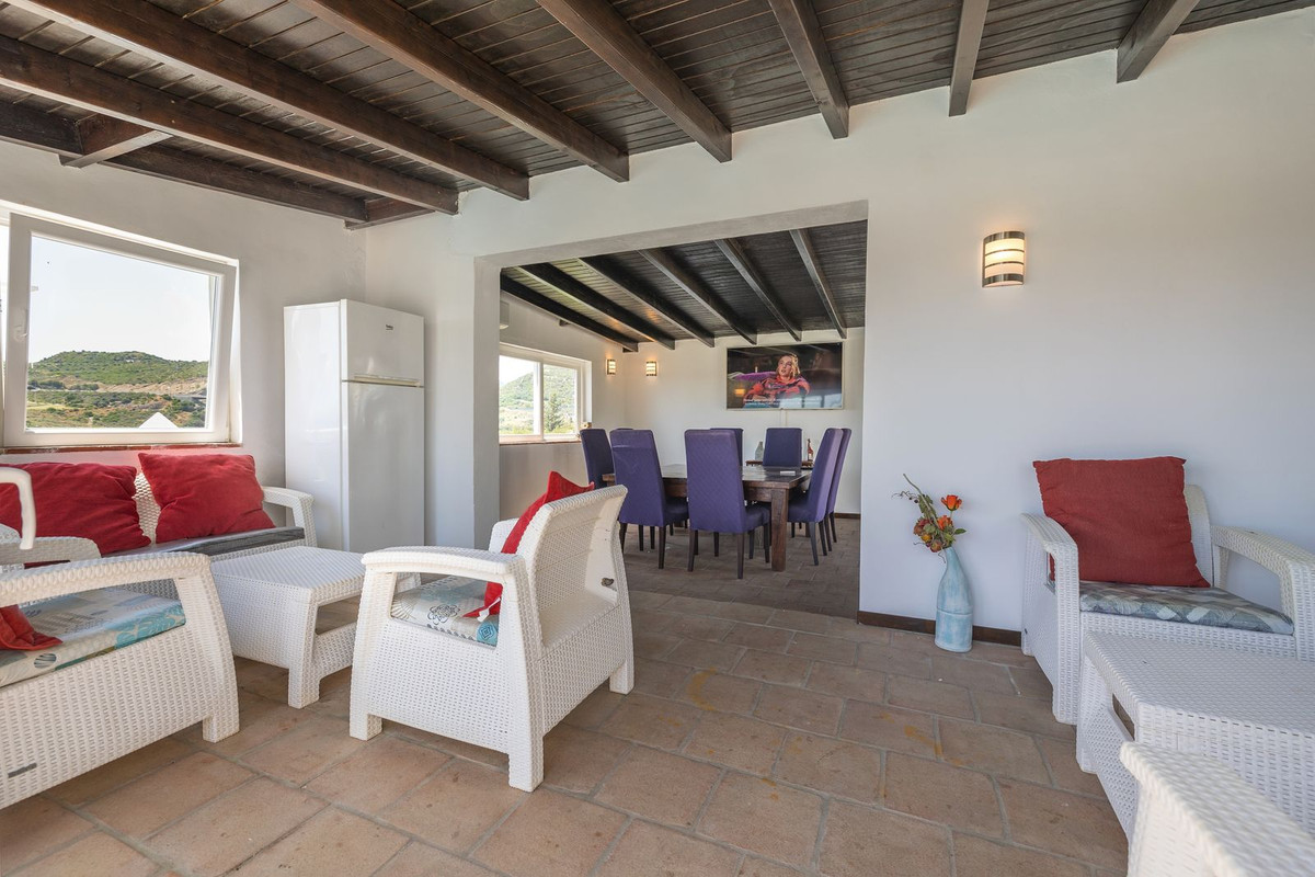 Se vende Villa - Chalet de 6 dormitorios en Costa Del Sol, Málaga, España