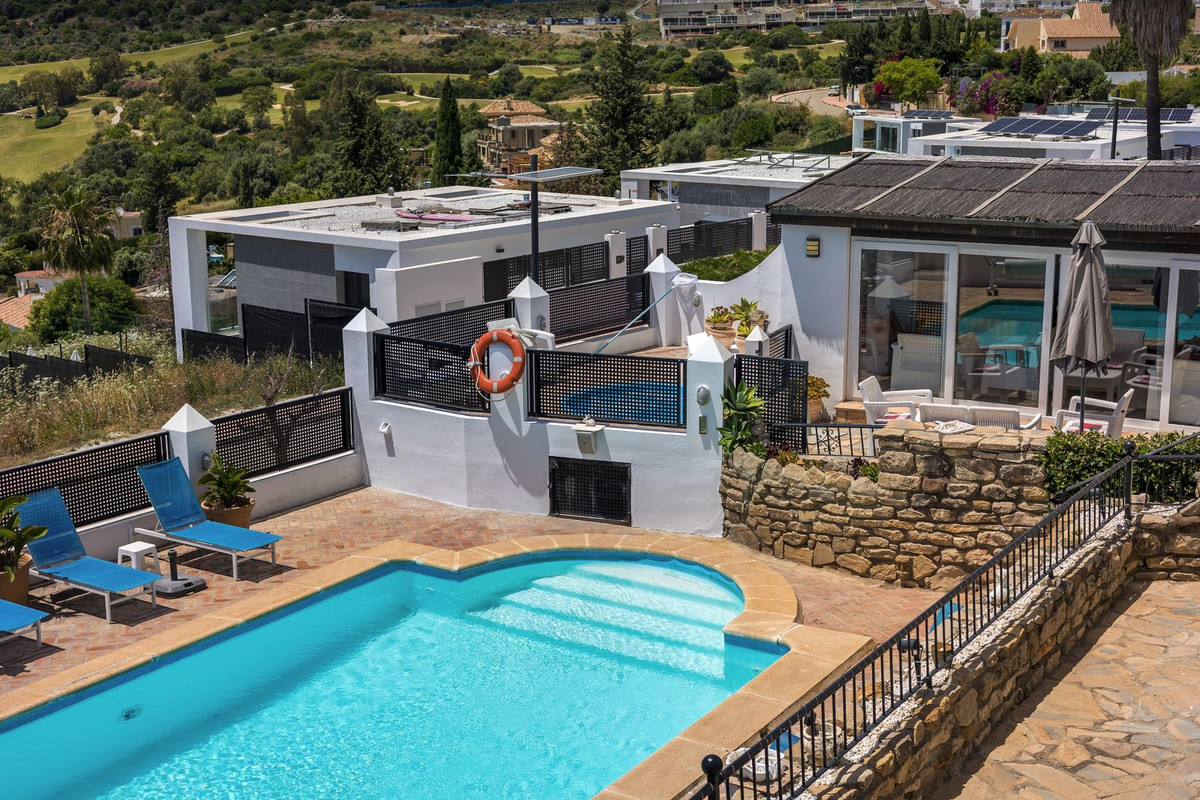 Se vende Villa - Chalet de 6 dormitorios en Costa Del Sol, Málaga, España