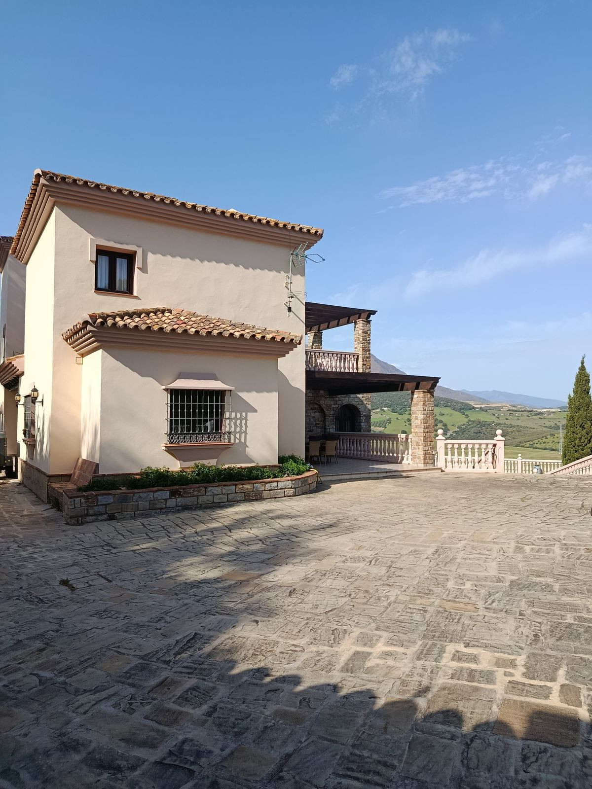 4 Bed Townhouse for sale in Casares Playa Costa Del Sol, Málaga, Spain