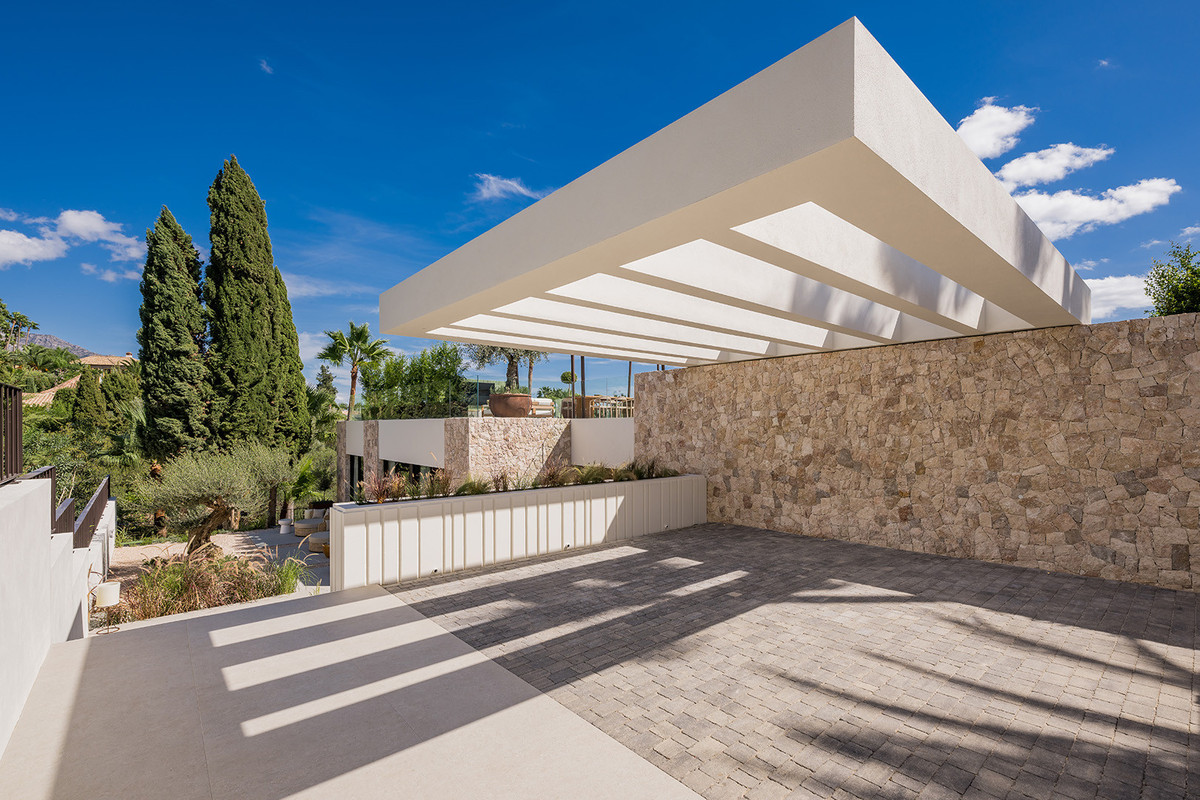 Se vende Villa - Chalet de 4 dormitorios en Costa Del Sol, Málaga, España