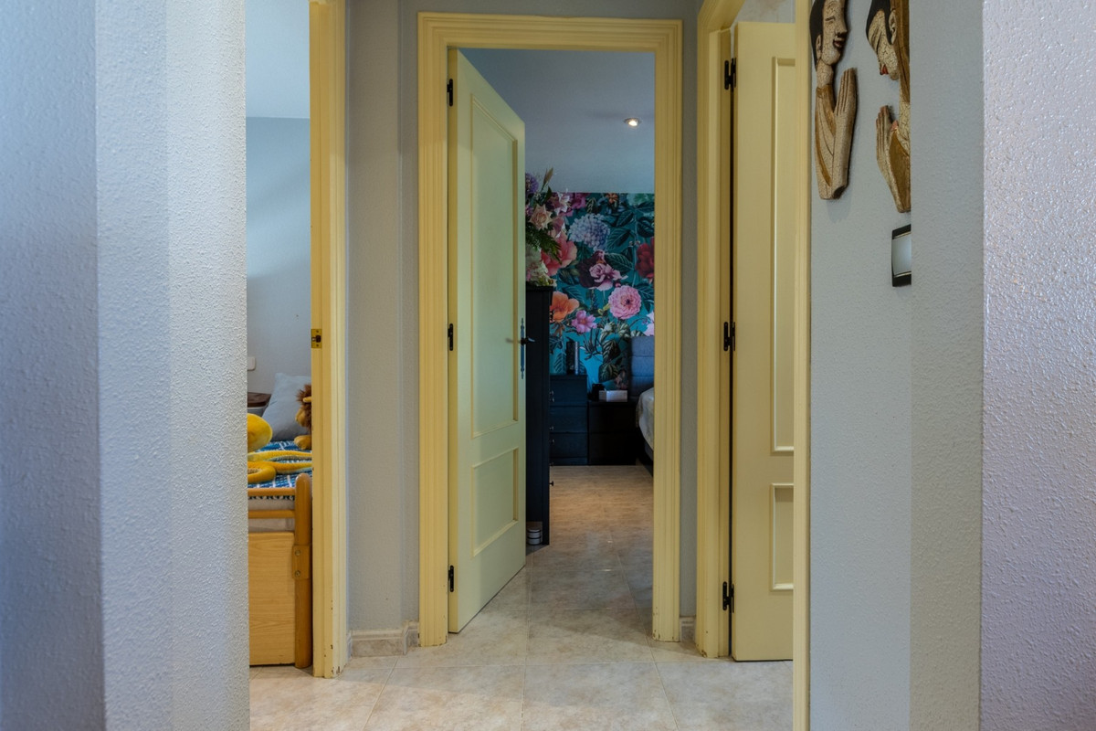 Se vende Villa - Chalet de 5 dormitorios en Costa Blanca, Alicante, España