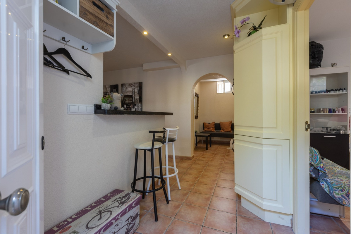 Se vende Villa - Chalet de 5 dormitorios en Costa Blanca, Alicante, España