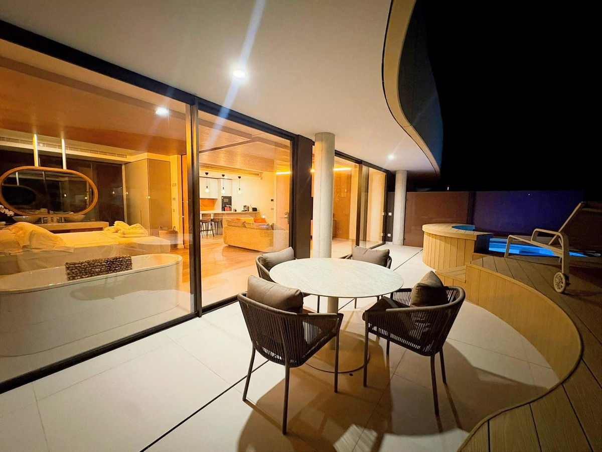 Se vende Apartamento Planta Media de 2 dormitorios en Costa Del Sol, Málaga, España