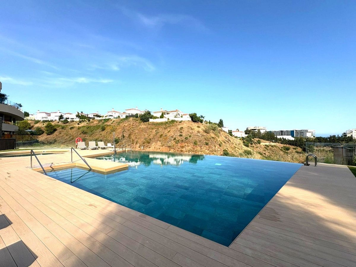 Se vende Apartamento Planta Media de 2 dormitorios en Costa Del Sol, Málaga, España