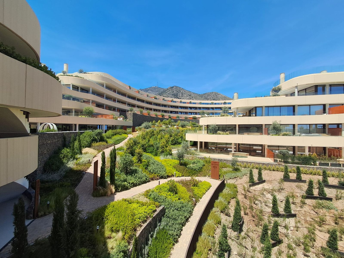 Se vende Apartamento Planta Media de 2 dormitorios en Costa Del Sol, Málaga, España