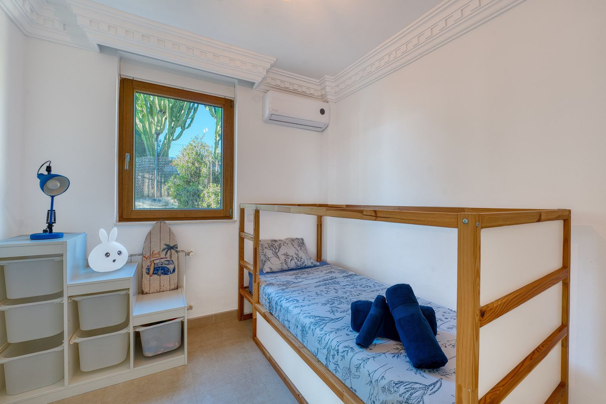 8 Bed Townhouse for sale in Elviria Costa Del Sol, Málaga, Spain