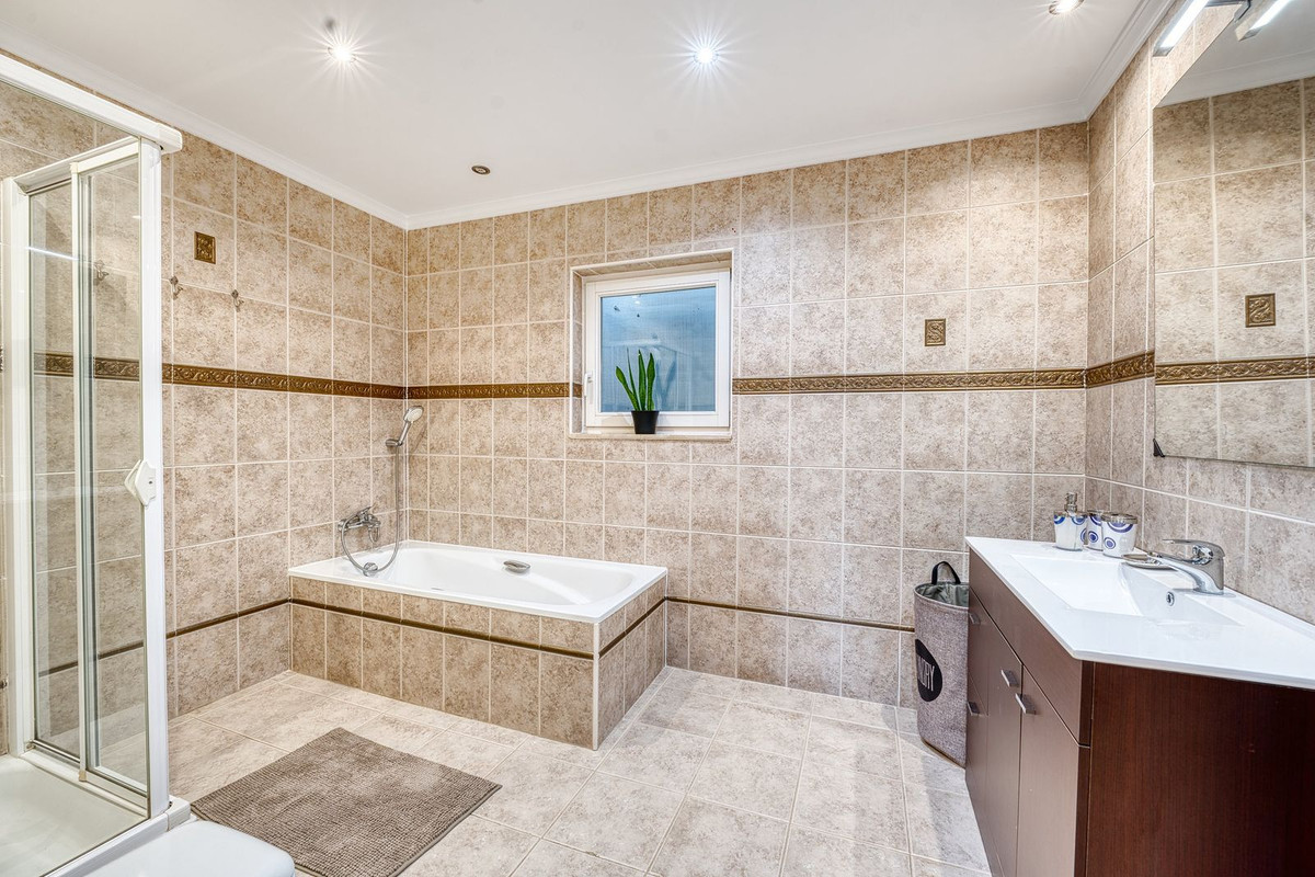 8 Bed Townhouse for sale in Elviria Costa Del Sol, Málaga, Spain