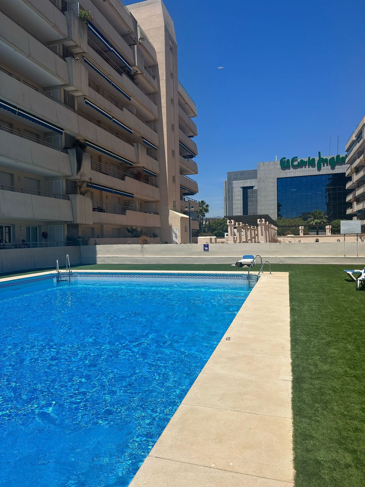 2 Bed Apartment for sale in Puerto Banús Costa Del Sol, Málaga, Spain