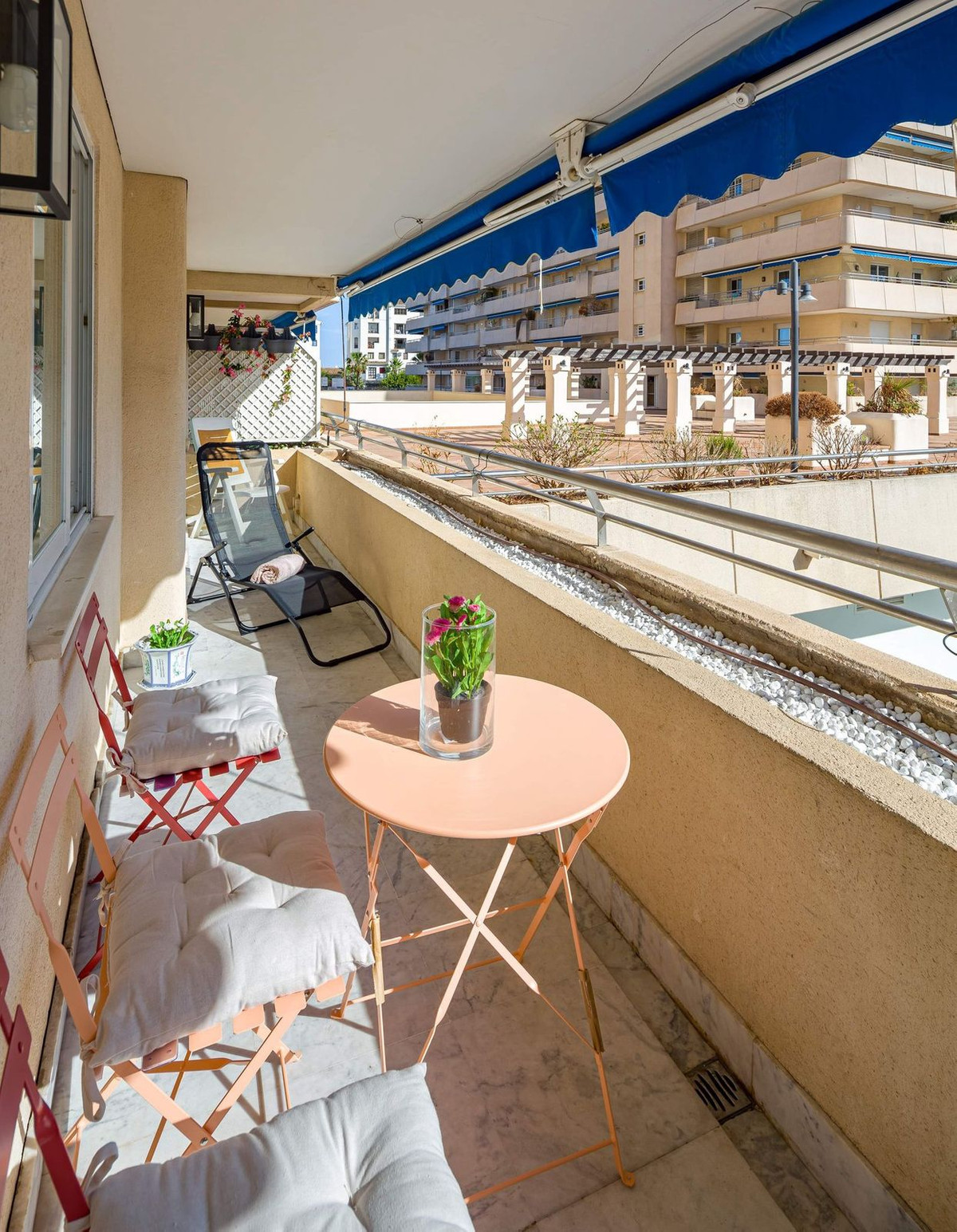 2 Bed Apartment for sale in Puerto Banús Costa Del Sol, Málaga, Spain